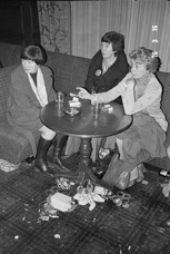 33   197601030.jpg